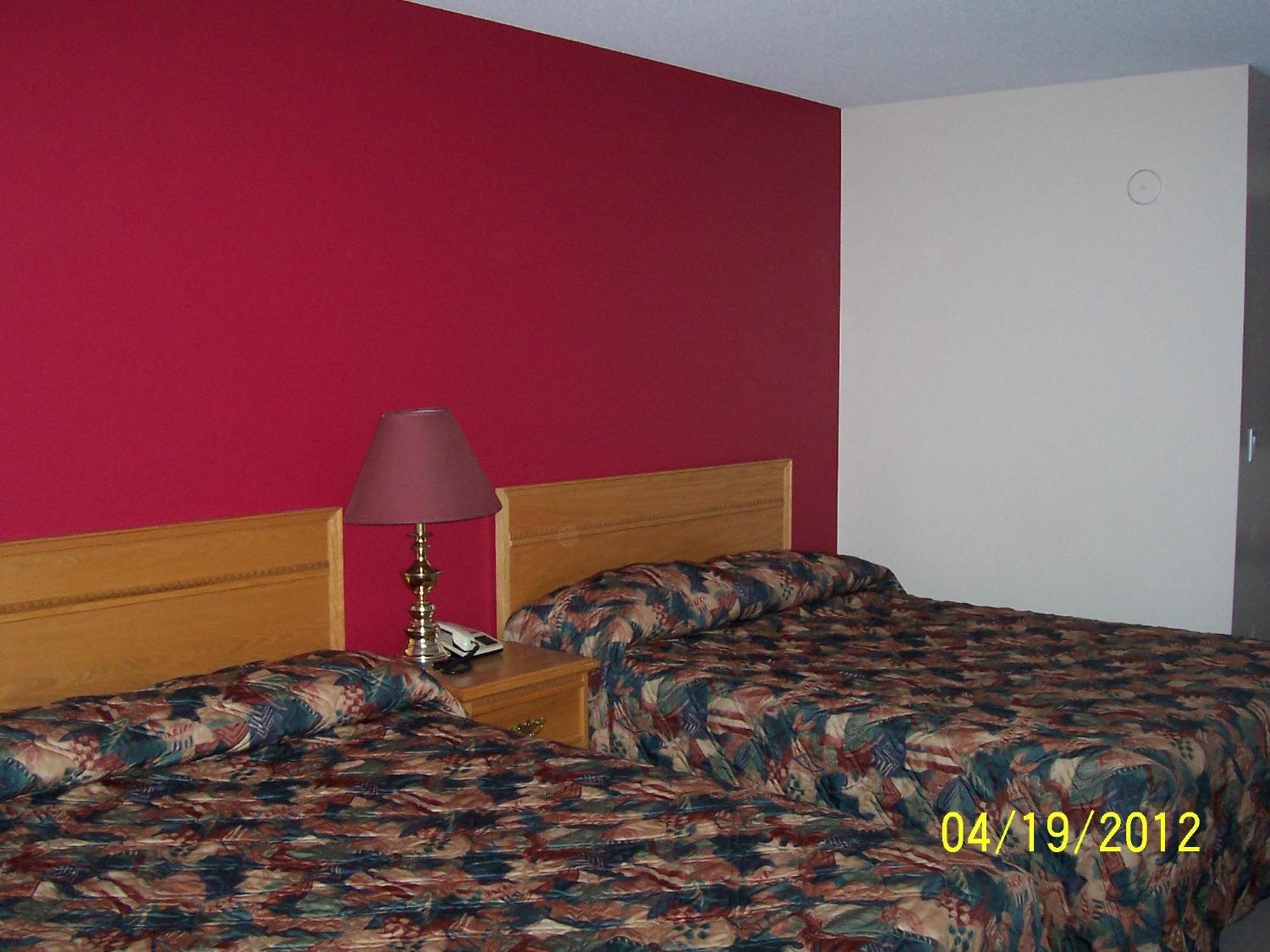 Model A Motel 2*